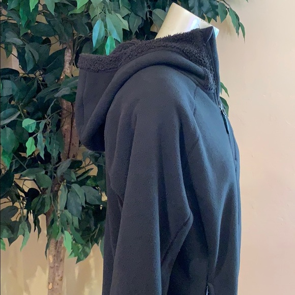 Adidas Outdoor Jacket - Picture 6 of 9